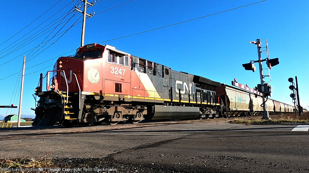 CN 3247 leads a Potash train west.